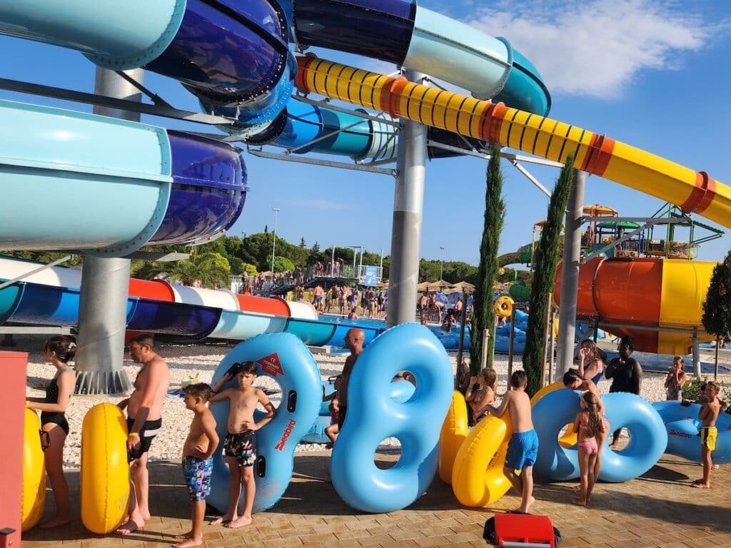 Aquaparks in Croatia - Dalmaland aquapark long lines