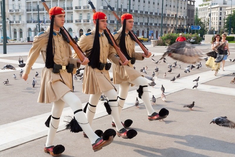 Greece With KIds - What to do in Greece with kids - Athens - Changing of the guard